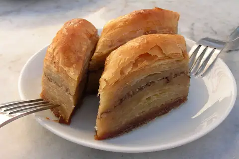 L'Oven Cake photo 1